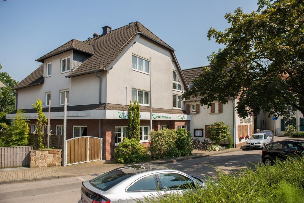 Hotel & Restaurant Zum Vater Rhein Monheim am Rhein Екстериор снимка